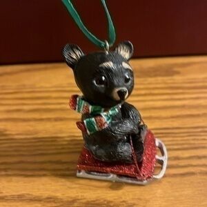 The Danbury mint Christmas ornament - Black bear